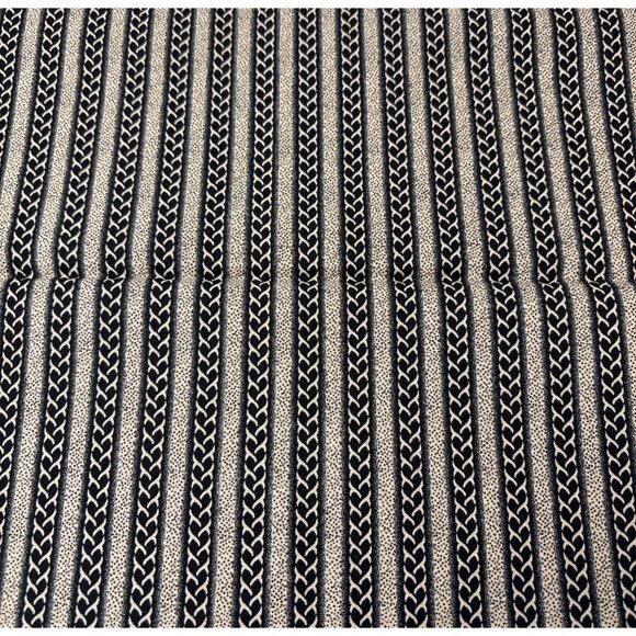 Black & White Cotton Fabric Chain Stripe Pattern 18x22 Inches Sewing Quilting Cr - Picture 1 of 11